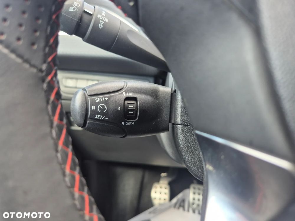 Peugeot 2008 PureTech 110 Stop&Start GT-Line Edition - 25