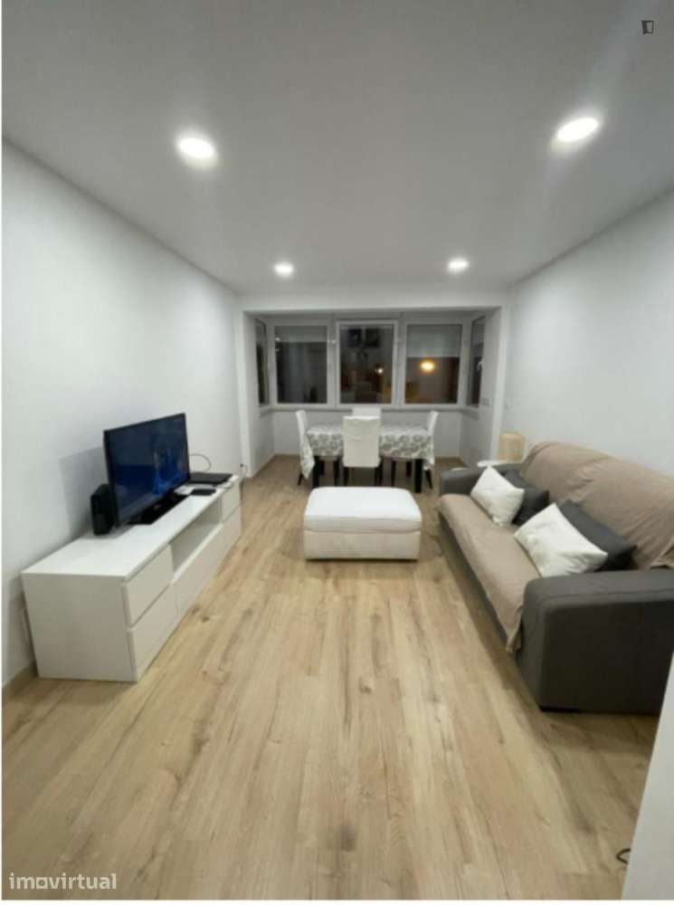 Quarto - localizado em Oeiras Lisbon - Grande imagem: 3/13
