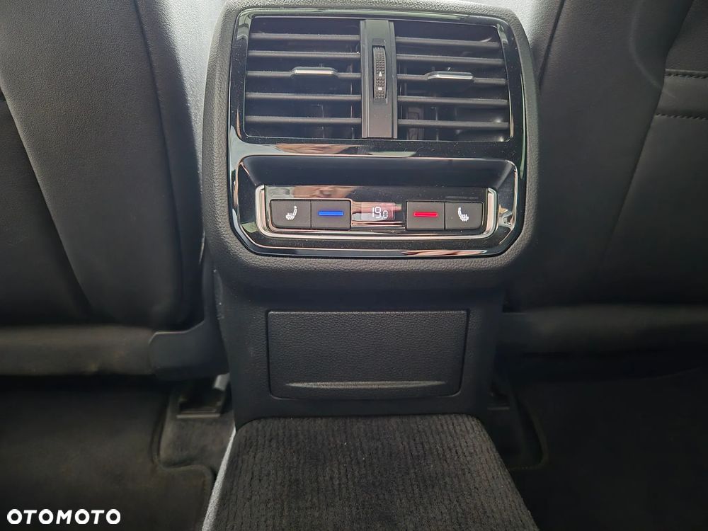 Volkswagen Arteon 2.0 TSI 4Motion R-Line DSG - 32