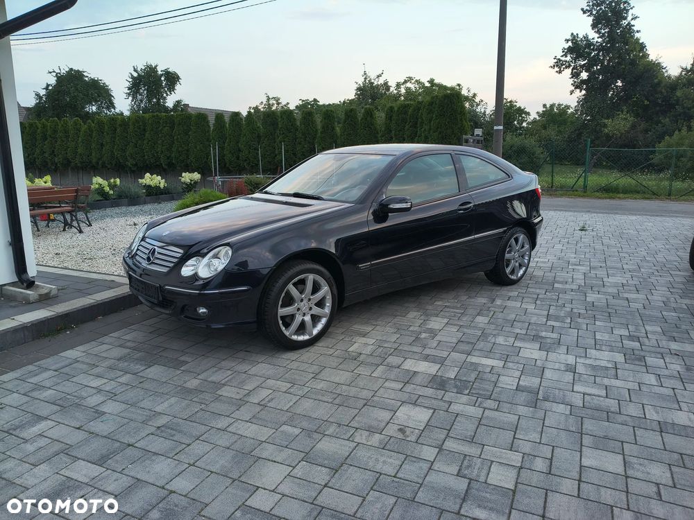 Mercedes-Benz Klasa C 180 Kompressor Sport Edition - 21