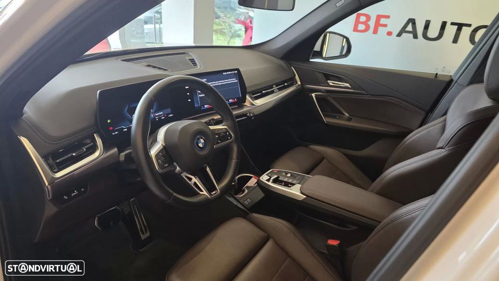 BMW iX1 xDrive30 Pack Desportivo M - 44