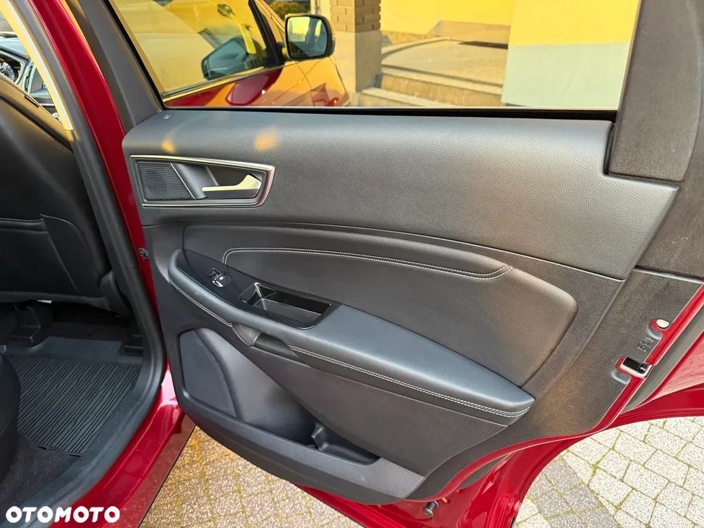 Ford Edge - 33