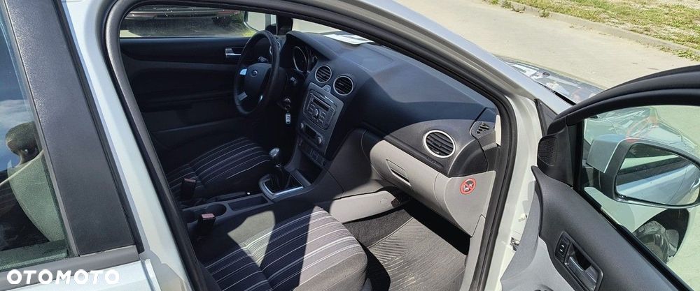 Ford Focus - 9