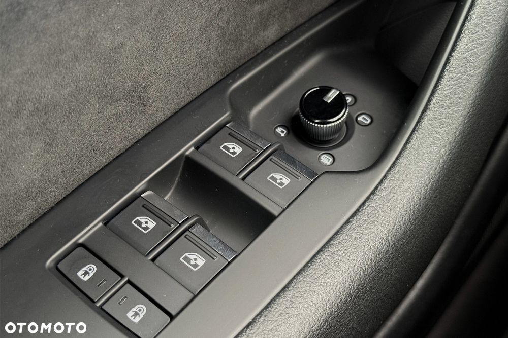 Audi A6 Avant 40 TDI S tronic S line - 30
