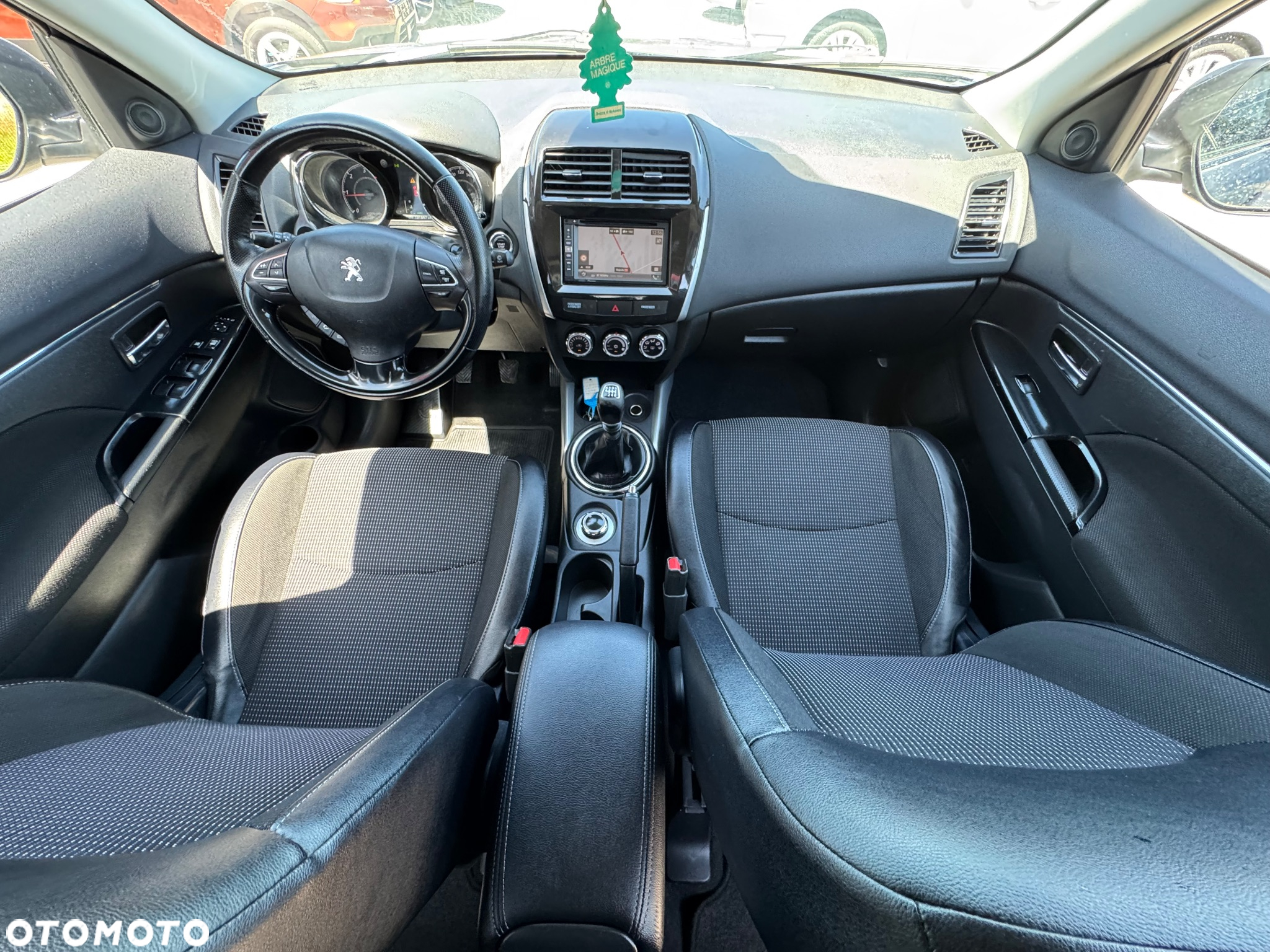 Peugeot 4008 HDI FAP 115 Stop & Start Allure - 17