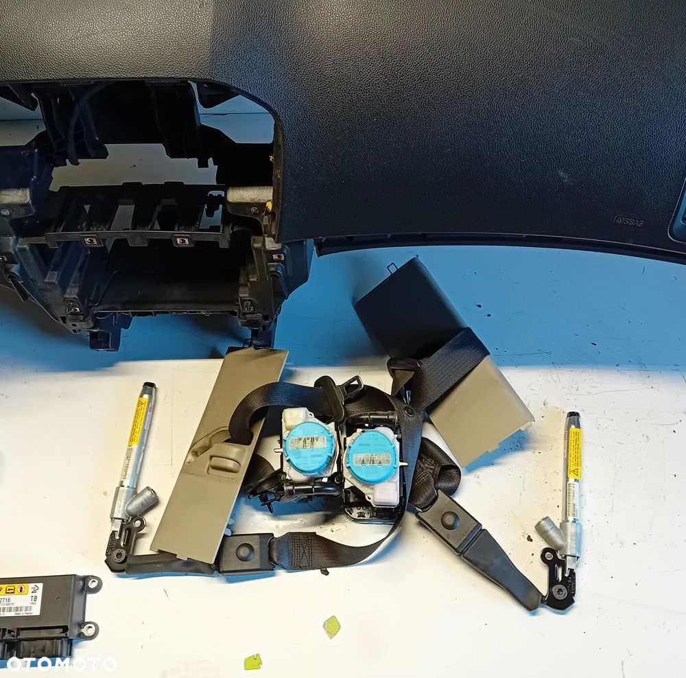 Deska rozdzielcza konsola Opel Insignia A - 5