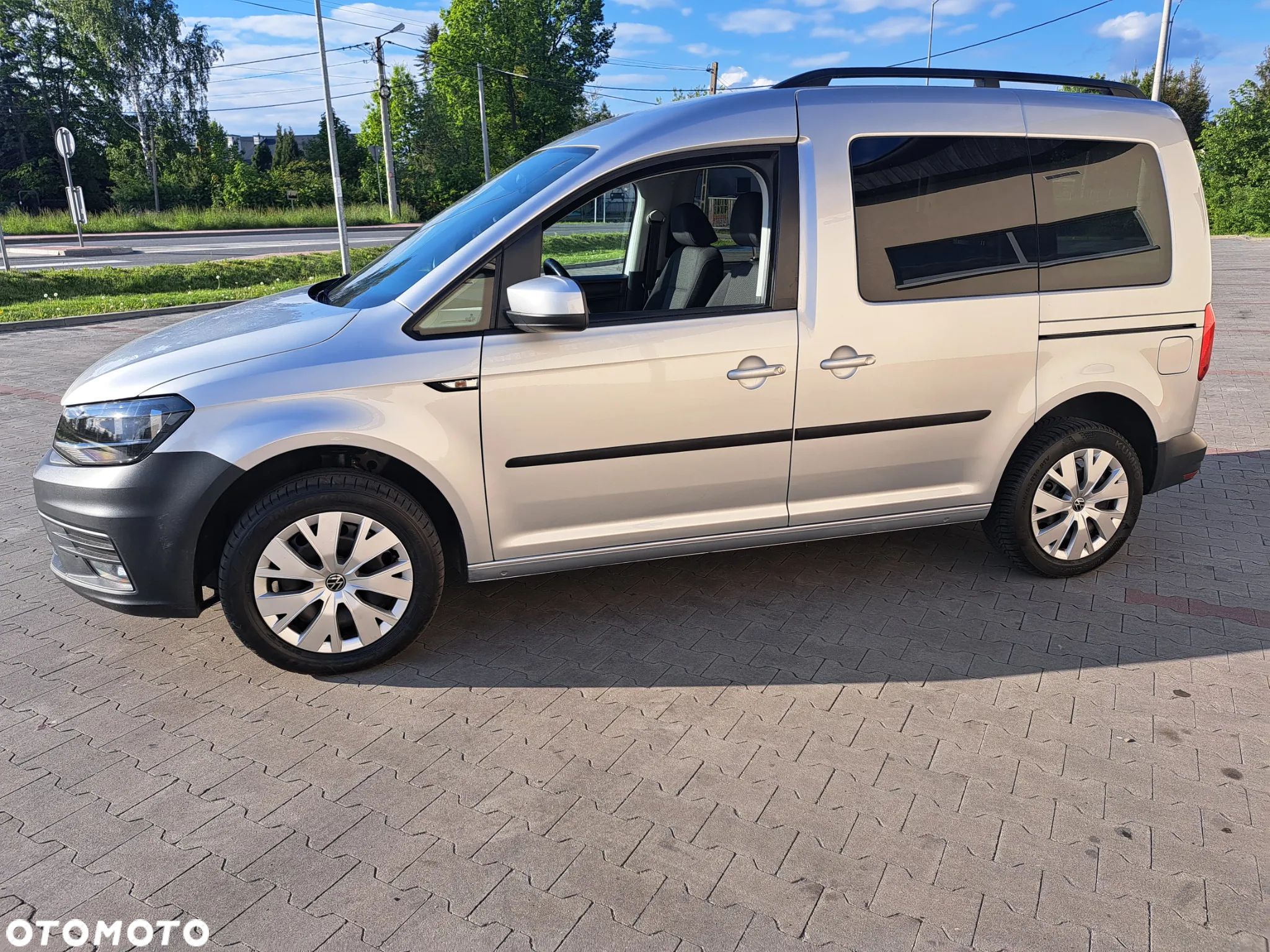 Volkswagen Caddy 2.0 TDI - 1
