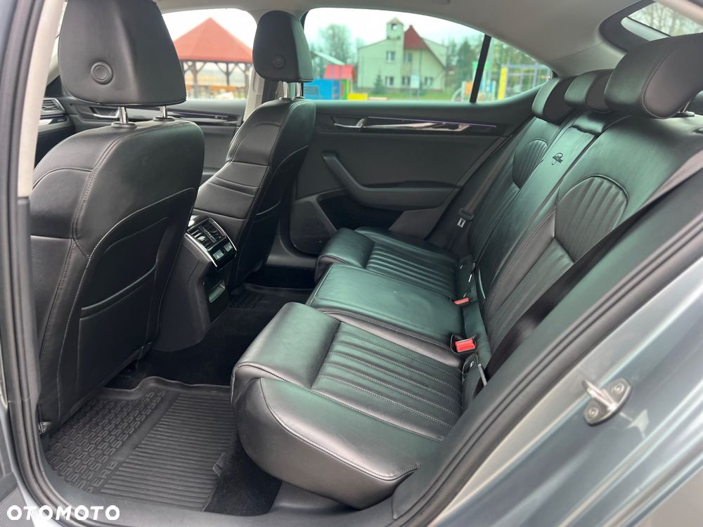 Skoda Superb 2.0 TDI SCR 4x4 L&K DSG - 21