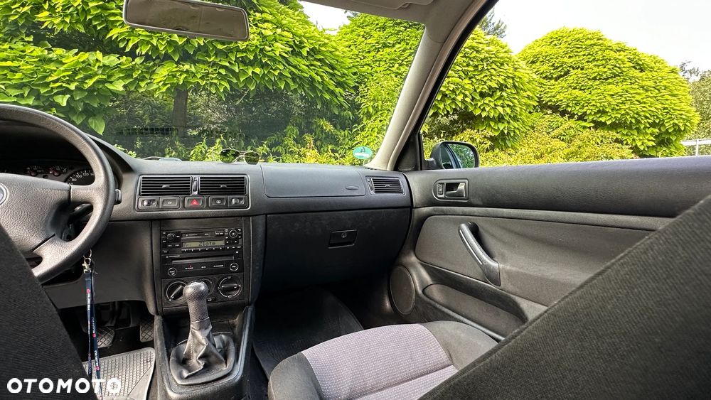 Volkswagen Golf - 15