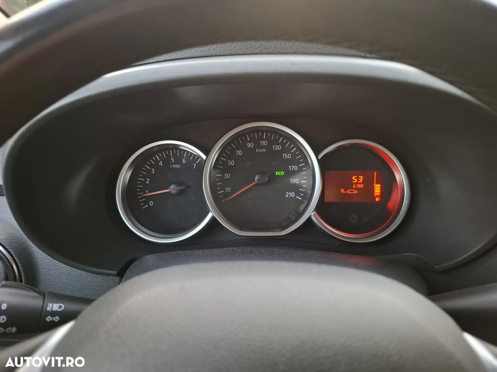 Dacia Lodgy dCi 110 Stepway Celebration - 12