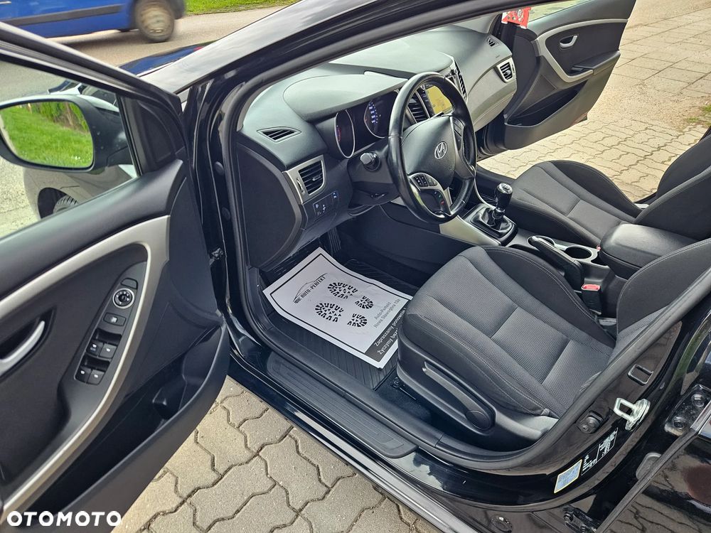 Hyundai i30 i30cw 1.4 Edition Plus - 15