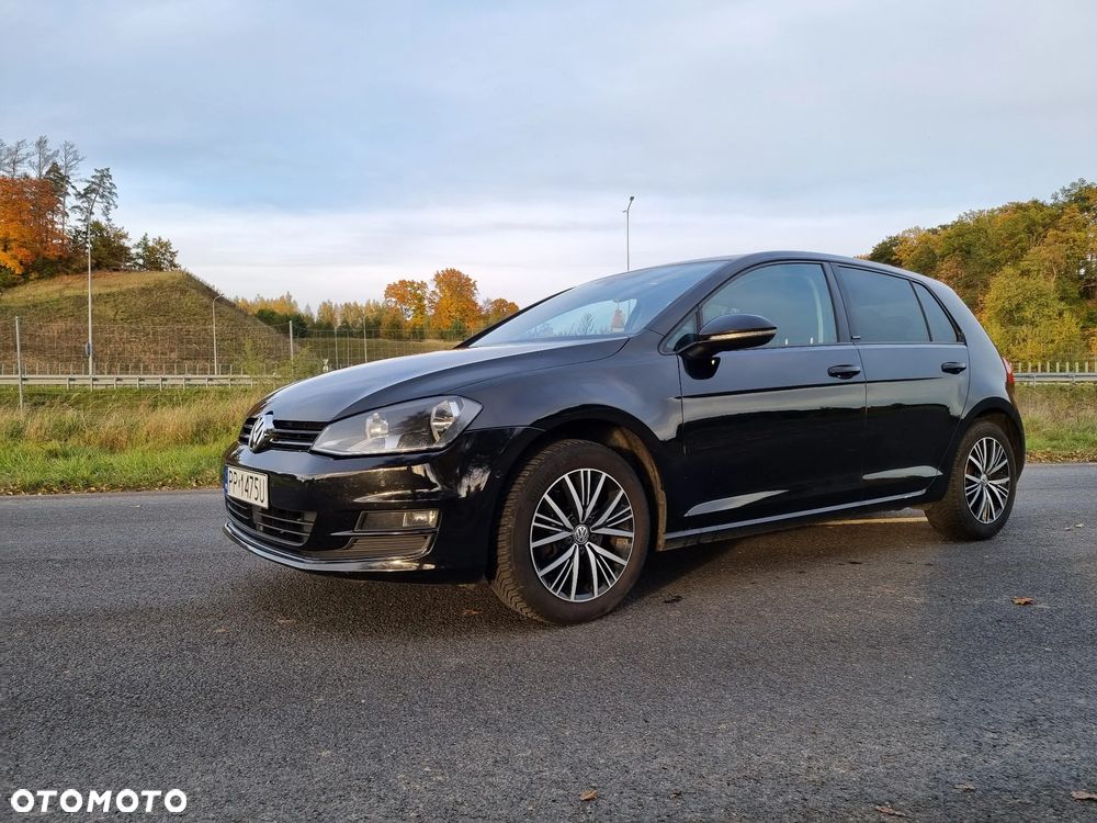 Volkswagen Golf 1.6 TDI BlueMotion Technology Allstar - 4