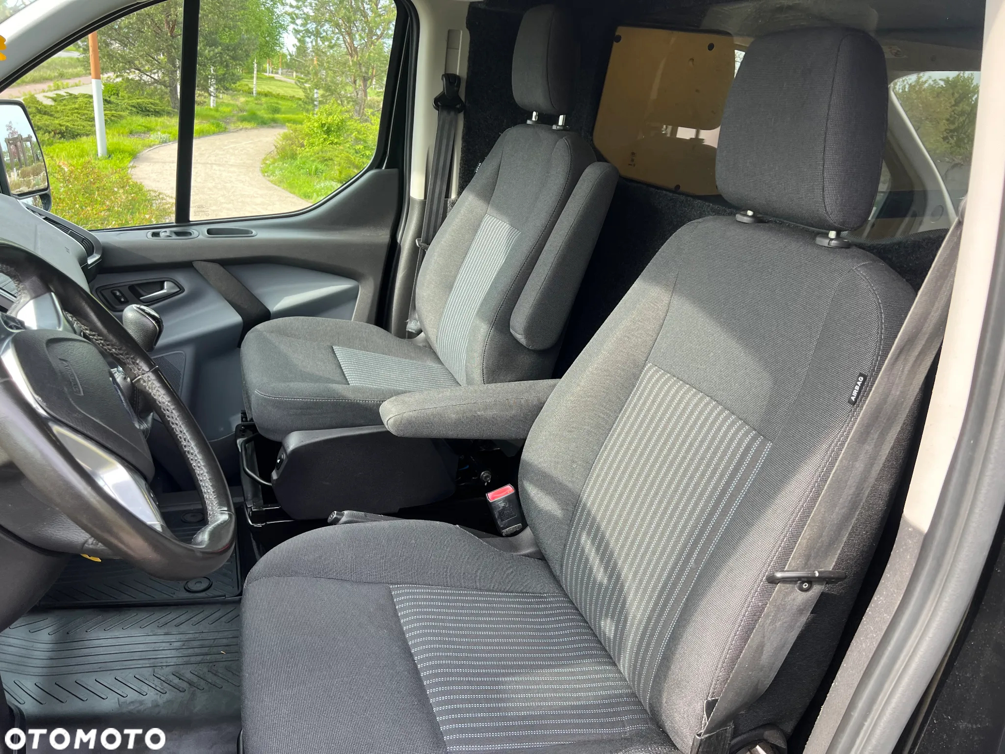 Ford TRANSIT CUSTOM - 10