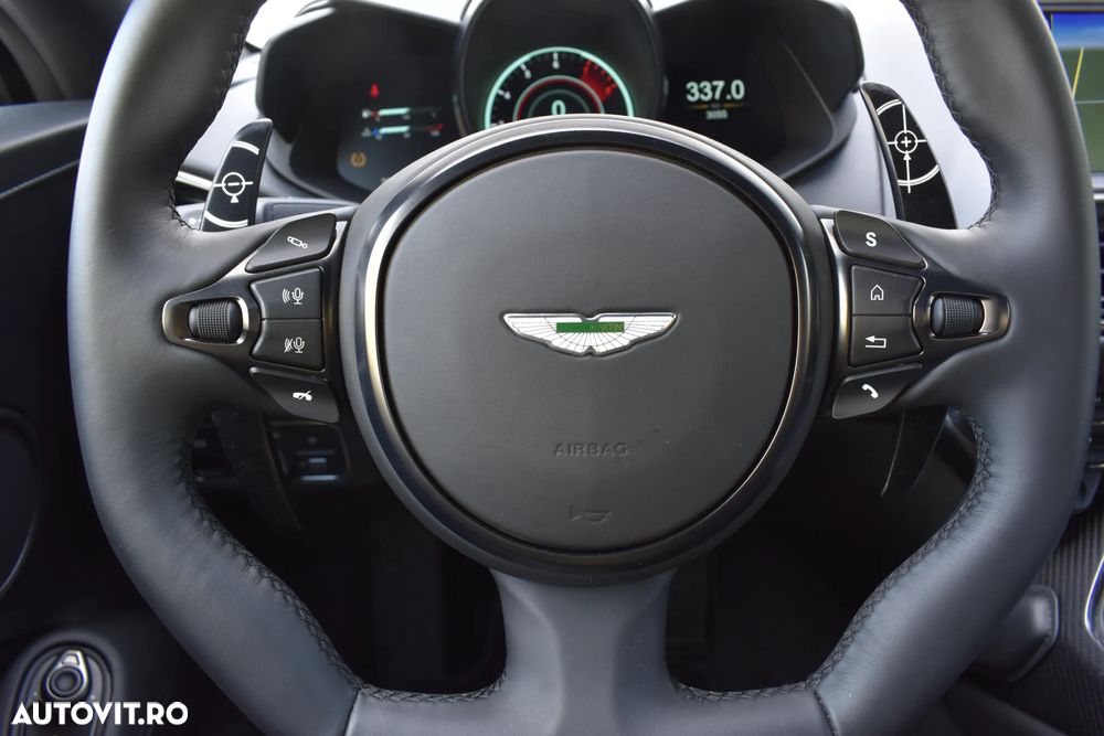 Aston Martin V8 Vantage - 20