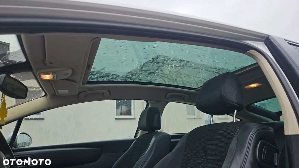 Citroën C4 HDi 110 FAP EGS6 VTR Plus - 10