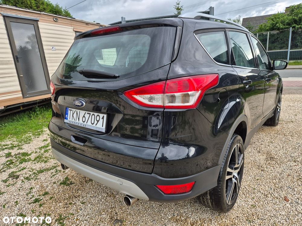 Ford Kuga 2.0 TDCi 4x4 Titanium - 2