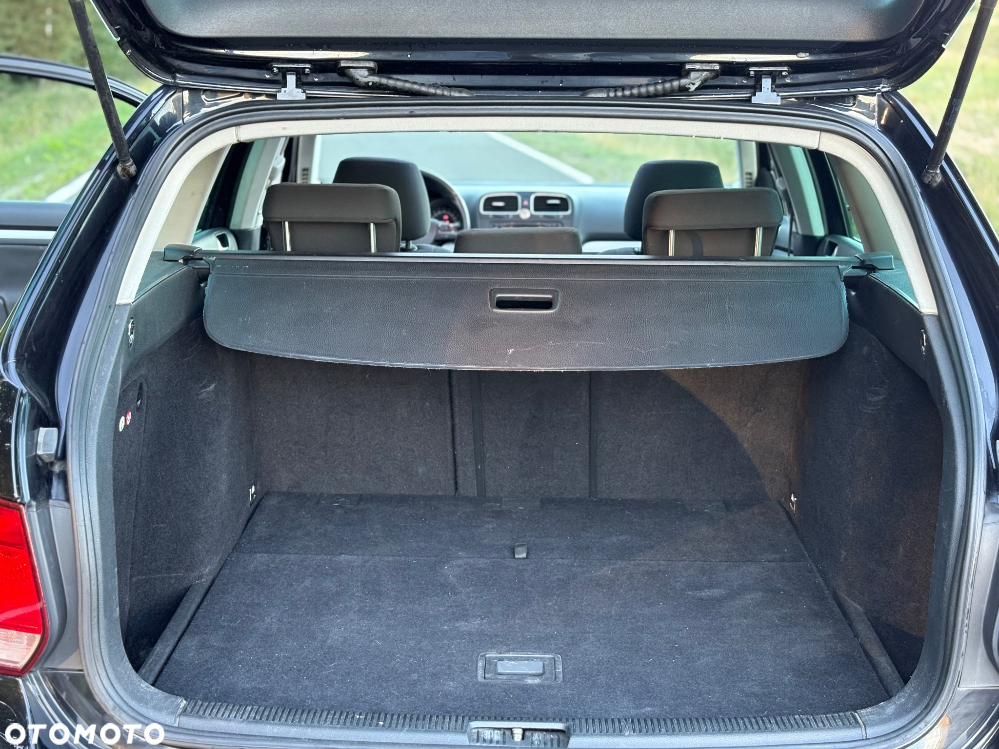 Volkswagen Golf VI 2.0 TDI Highline - 23