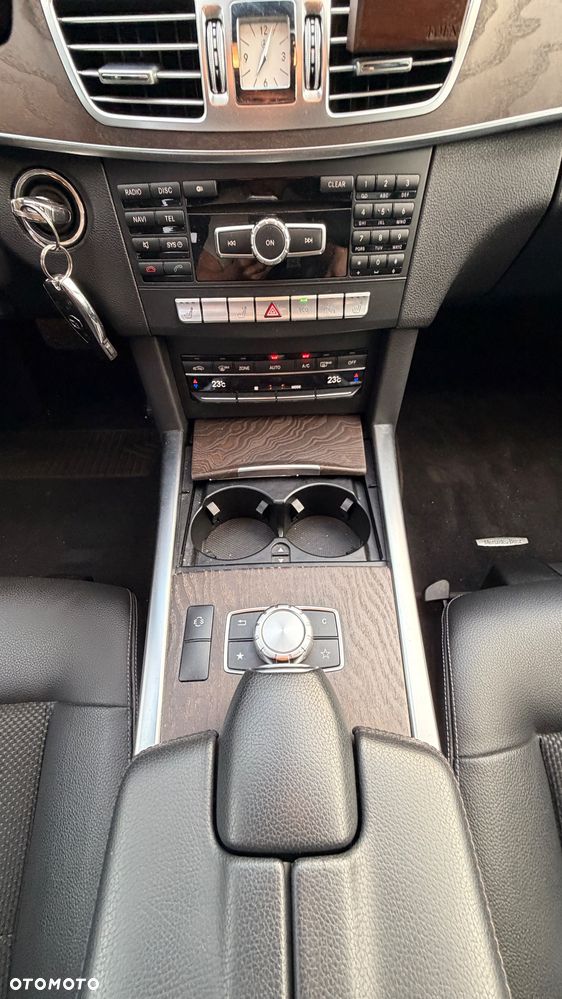 Mercedes-Benz Klasa E 220 BlueTEC 9G-TRONIC Avantgarde - 13