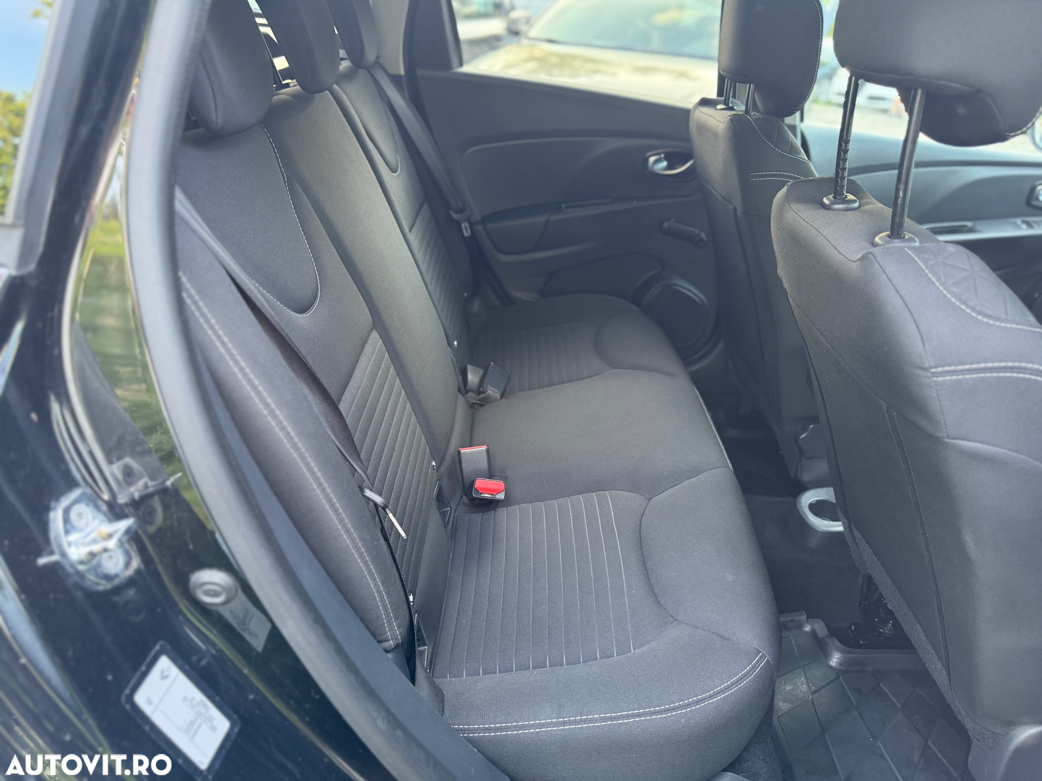 Renault Clio dCi 90 Start & Stop COLLECTION - 9