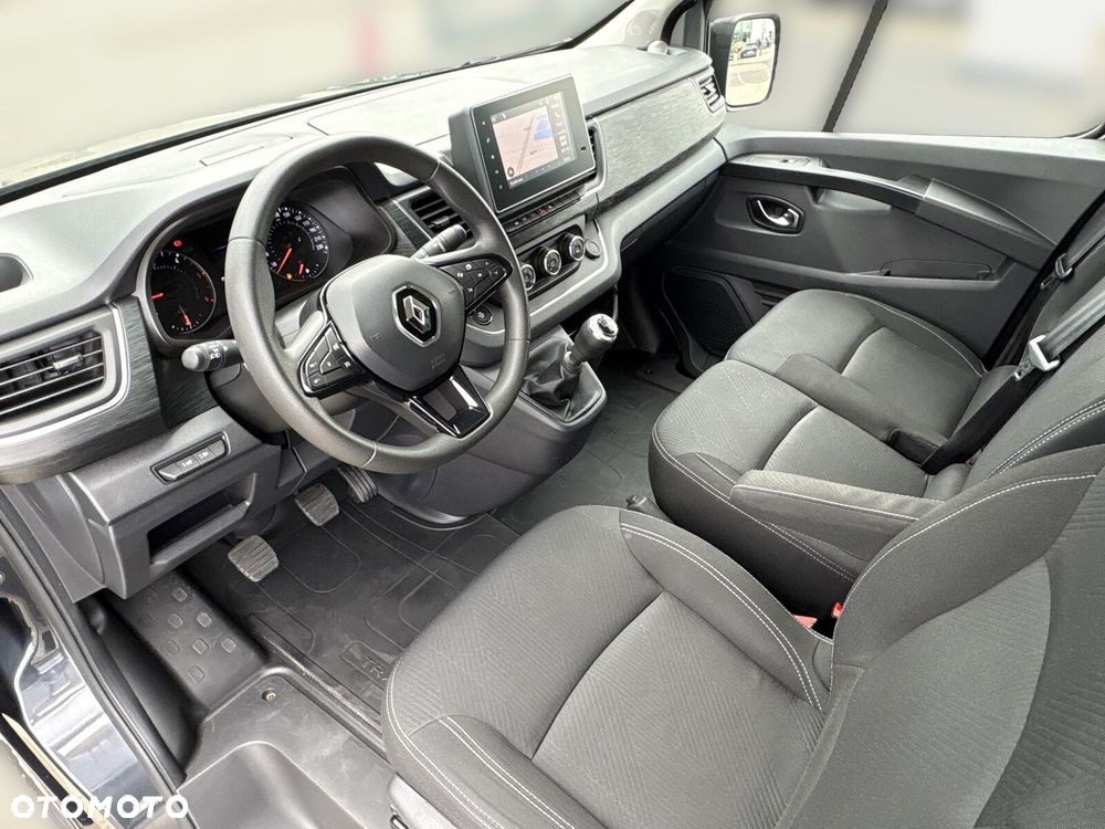 Renault Trafic - 11