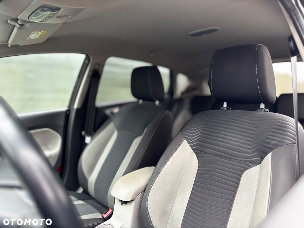 Ford Fiesta 1.0 EcoBoost Titanium - 24