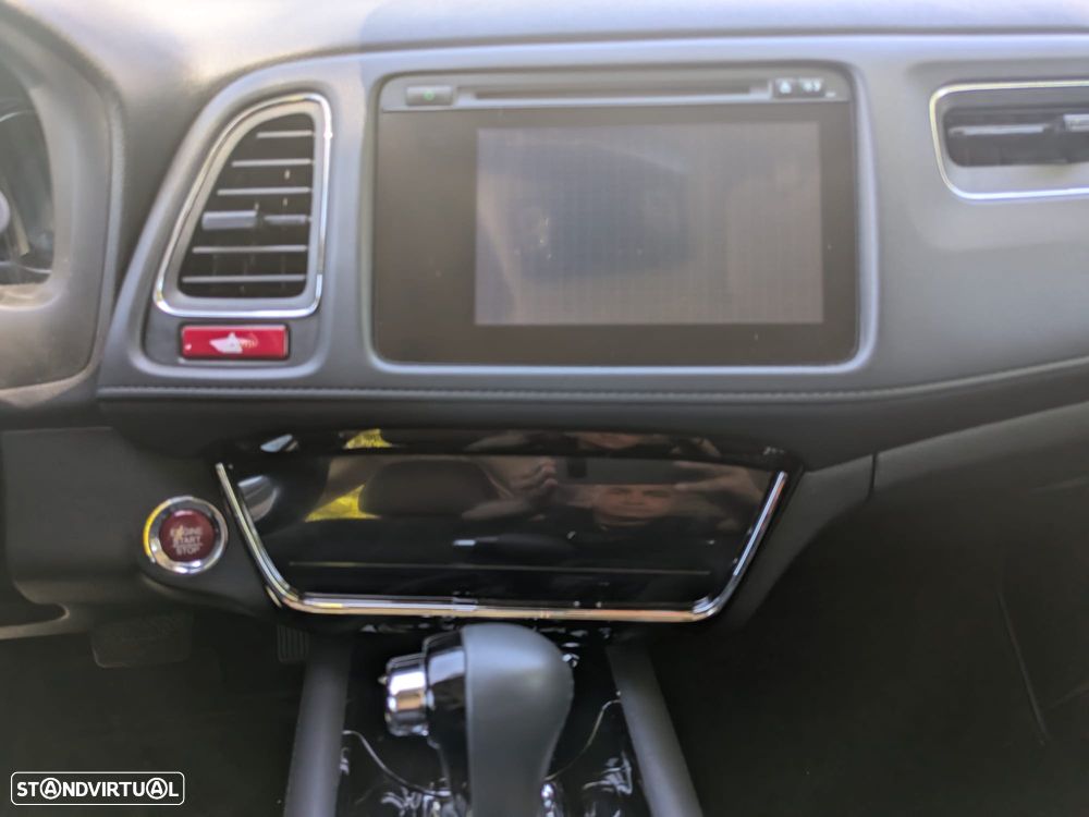 Honda HR-V 1.5 i-VTEC Executive CVT - 15