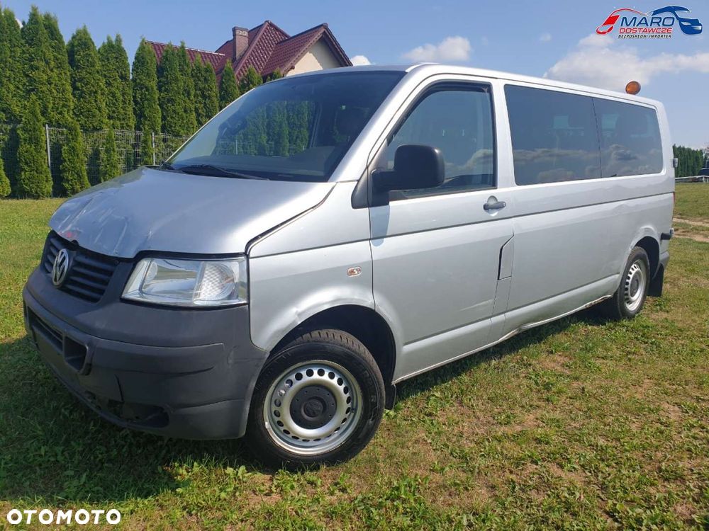 Volkswagen T5 LONG 9 OSÓB Z WINDĄ DLA NIEPEŁONSPRAWNYCH - 4