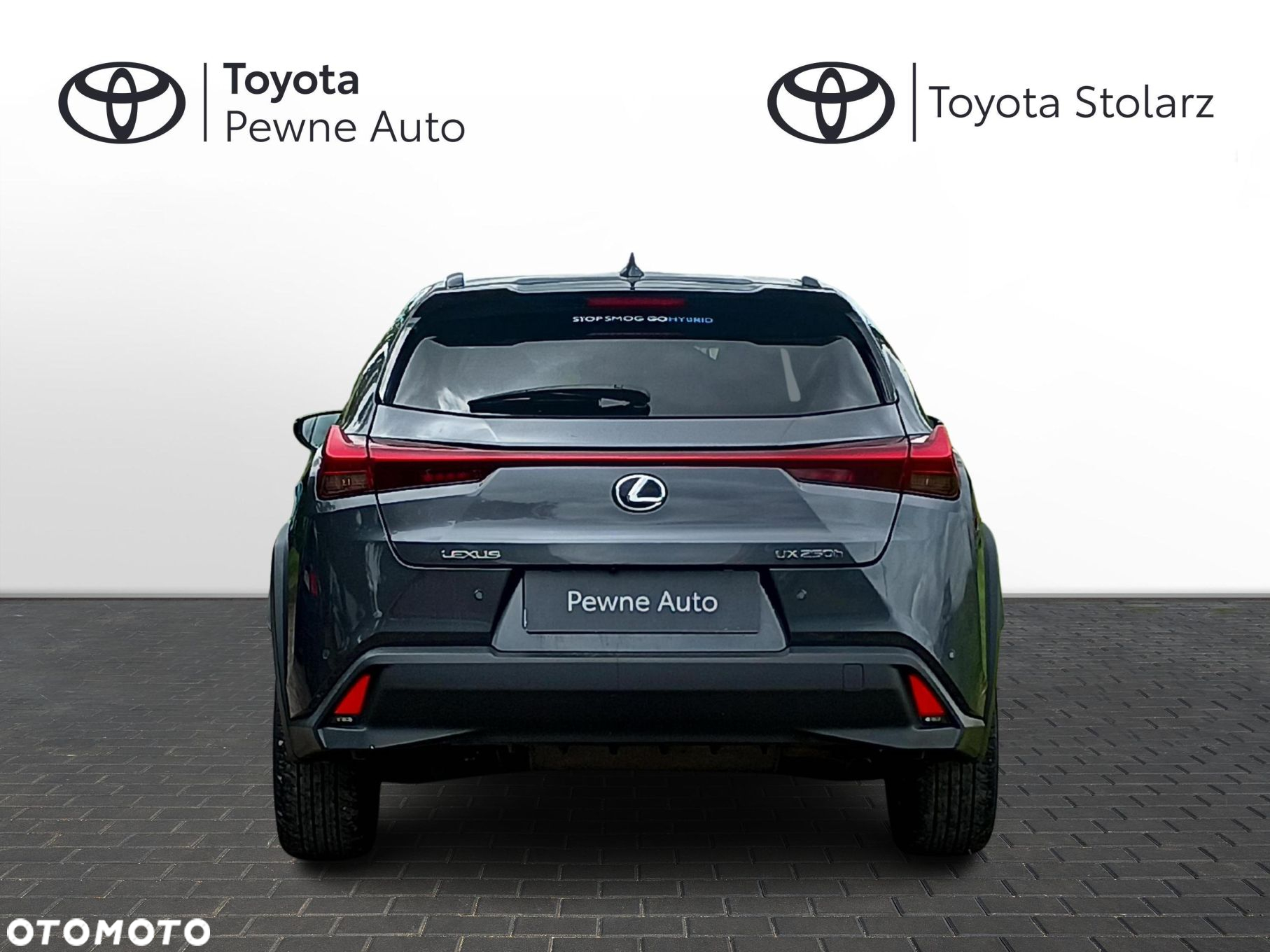 Lexus UX - 4