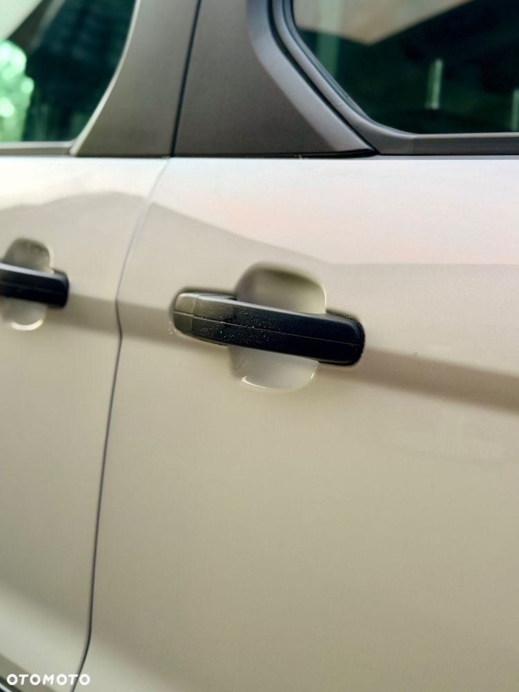 Ford Transit Connect - 8