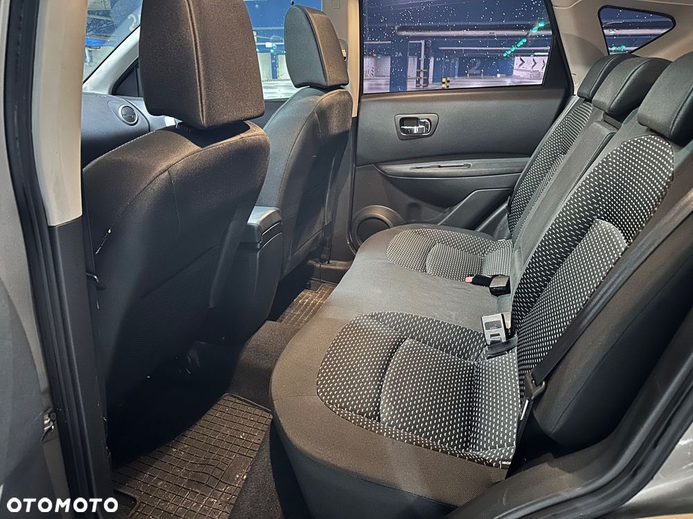 Nissan Qashqai 2.0 4 x 4 CVT tekna - 10