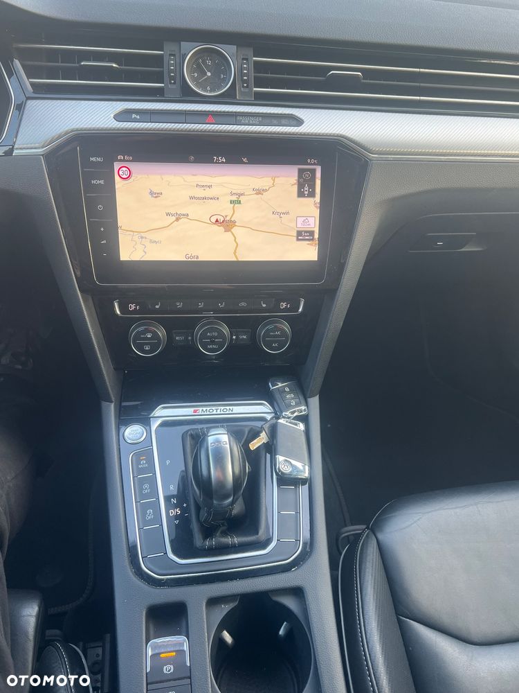 Volkswagen Arteon 2.0 TDI SCR 4Motion DSG R-Line Edition - 22