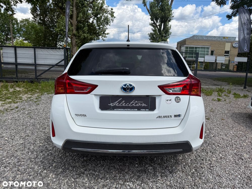 Toyota Auris Hybrid 135 Premium - 5