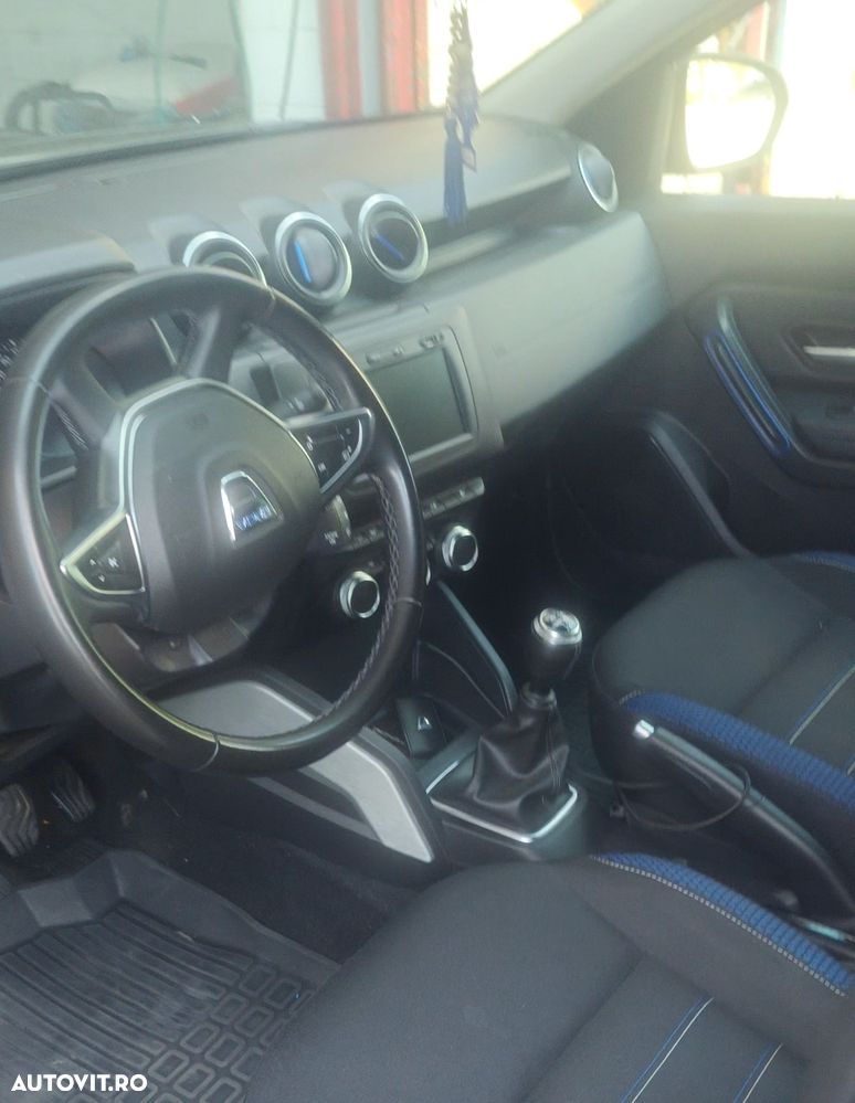 Dacia Duster 1.5 Blue dCi 4WD Prestige - 8