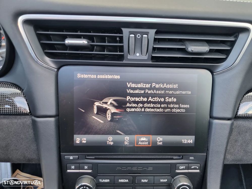 Porsche 911 (991) Targa 4 GTS PDK - 30