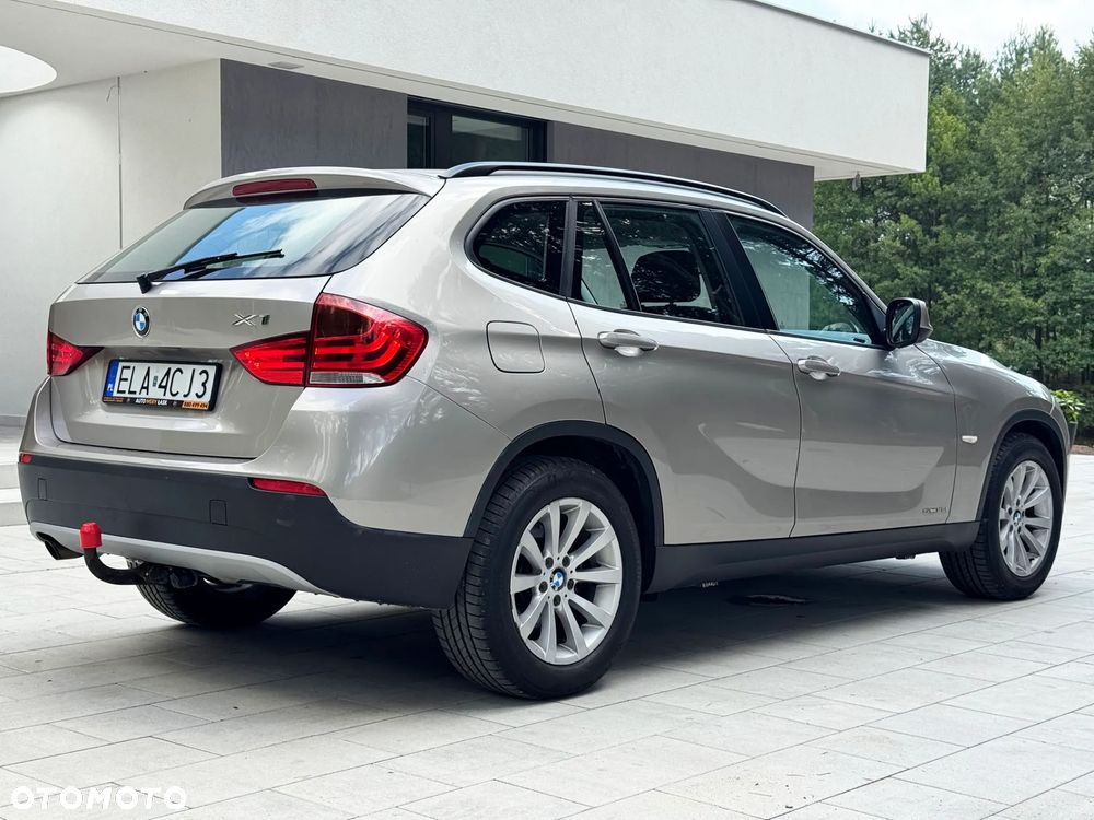 BMW X1 sDrive18d Sport Line - 11
