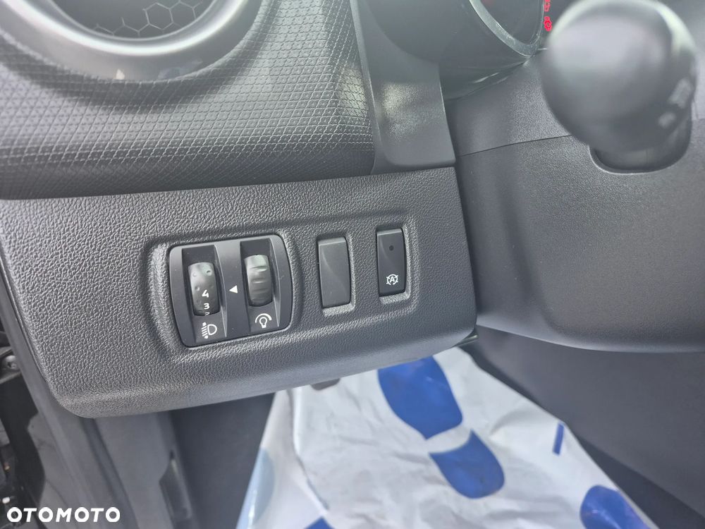 Renault Clio - 18