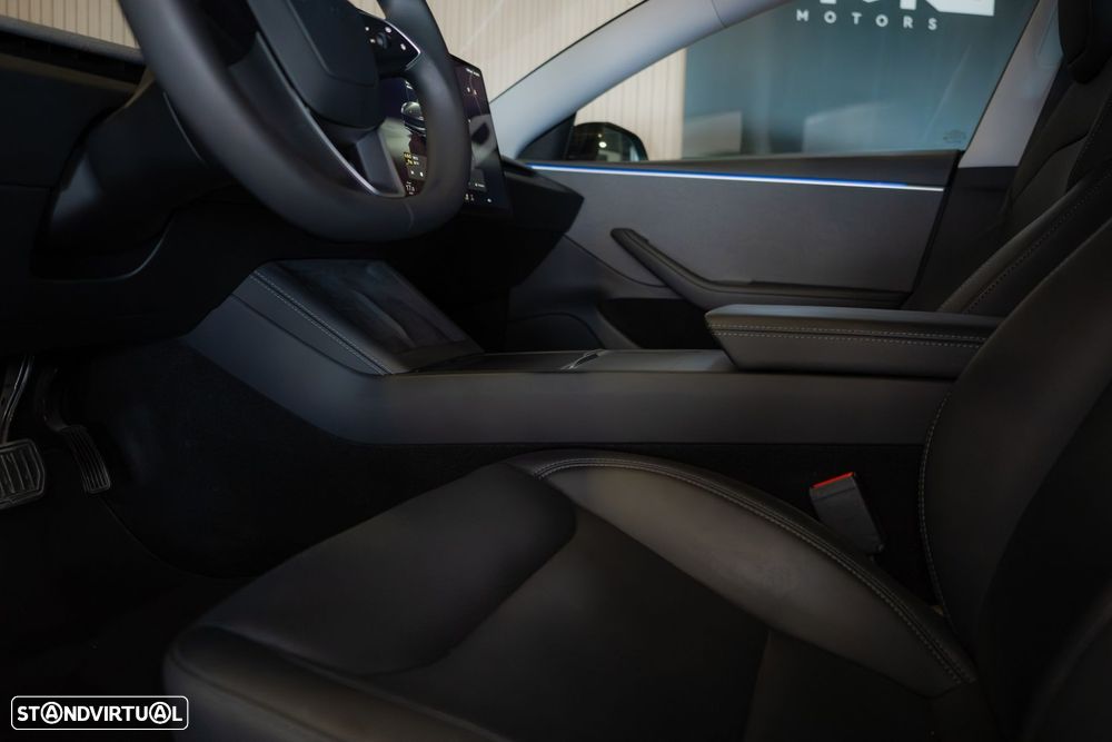 Tesla Model 3 Tração Traseira - 22
