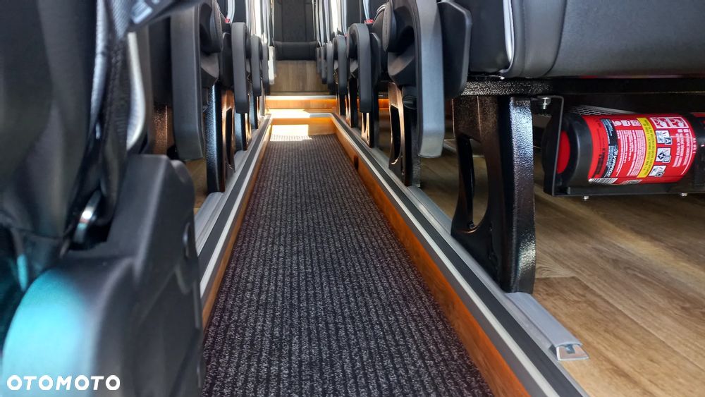 Mercedes-Benz Sprinter Eurobus - 9
