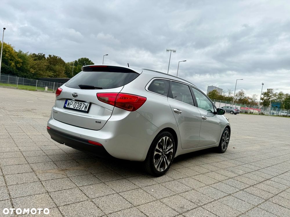 Kia Ceed 1.6 CRDi 128 Platinum Edition - 14