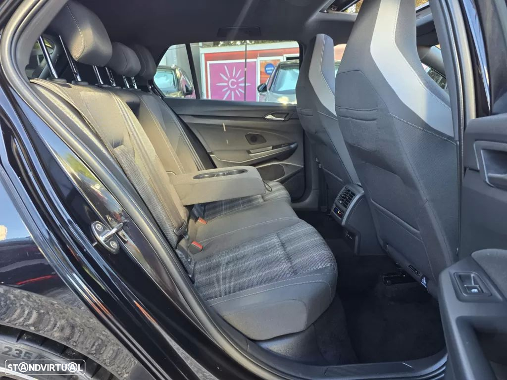 VW Golf 2.0 TDI GTD DSG - 23