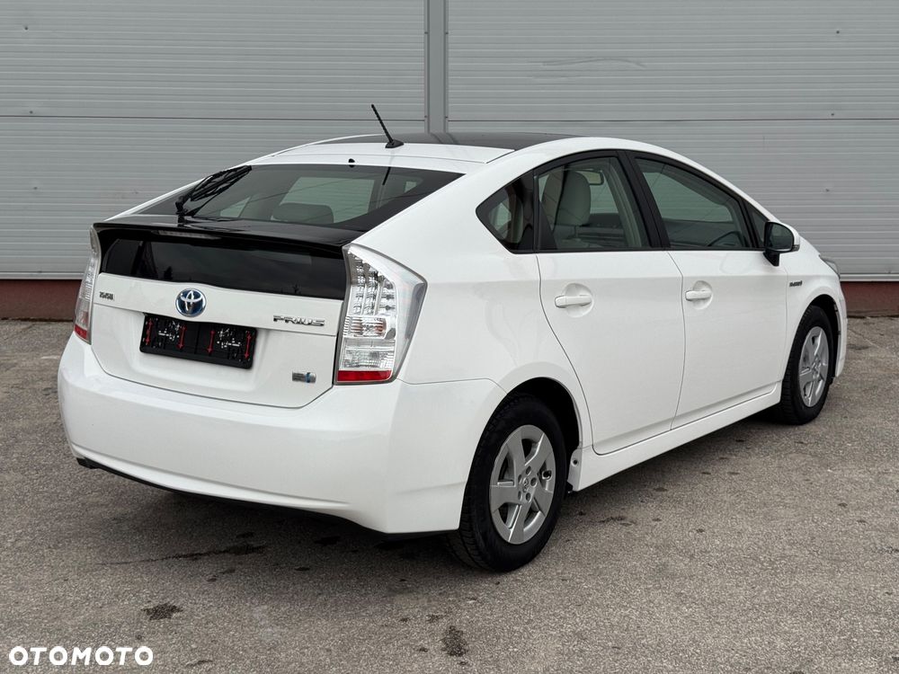 Toyota Prius - 6