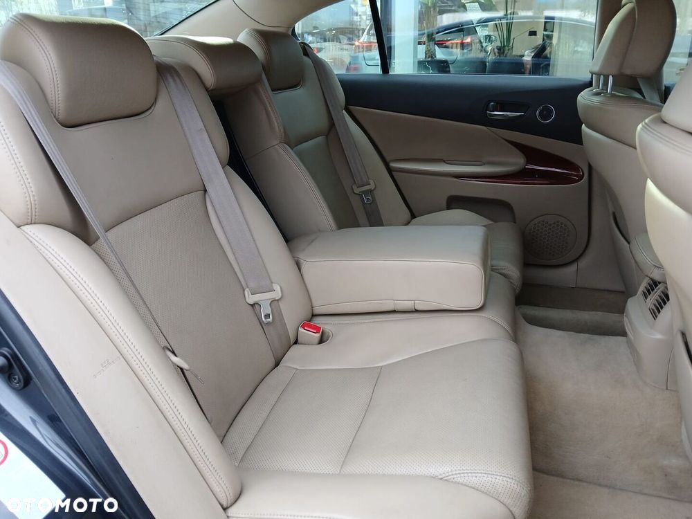 Lexus GS - 24