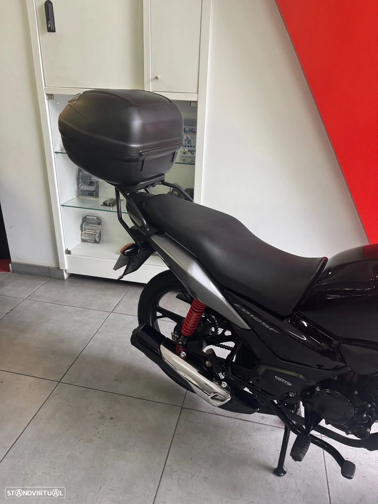 Honda CBF - 2