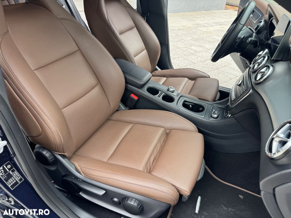 Mercedes-Benz CLA 200 7G-DCT - 15