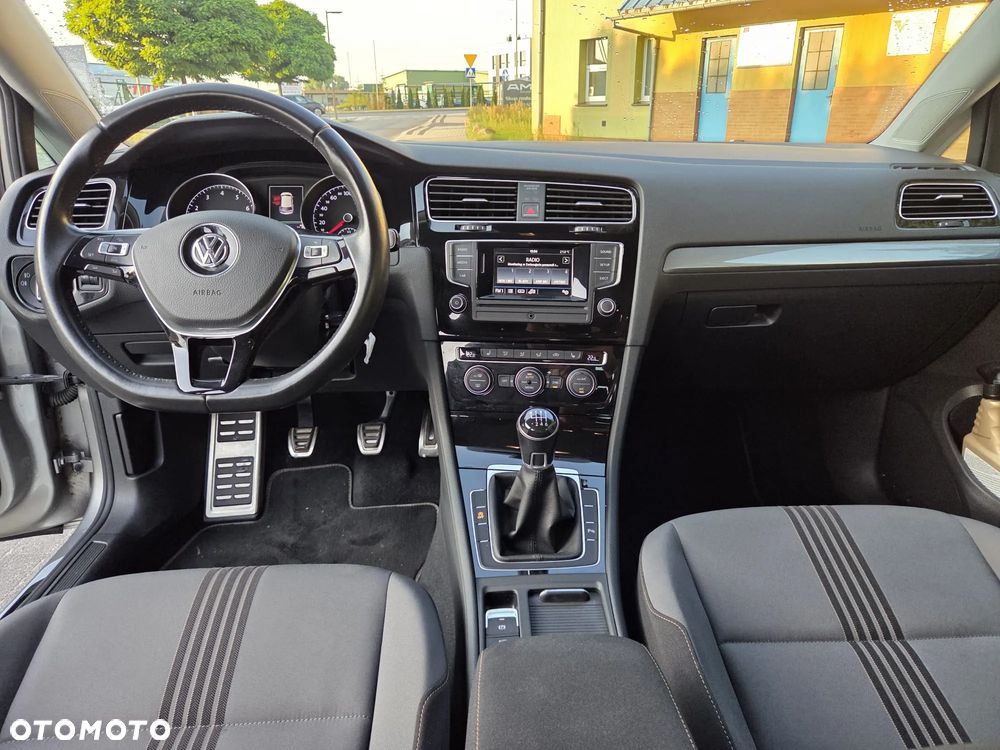 Volkswagen Golf 1.4 TSI BlueMotion Technology Allstar - 14