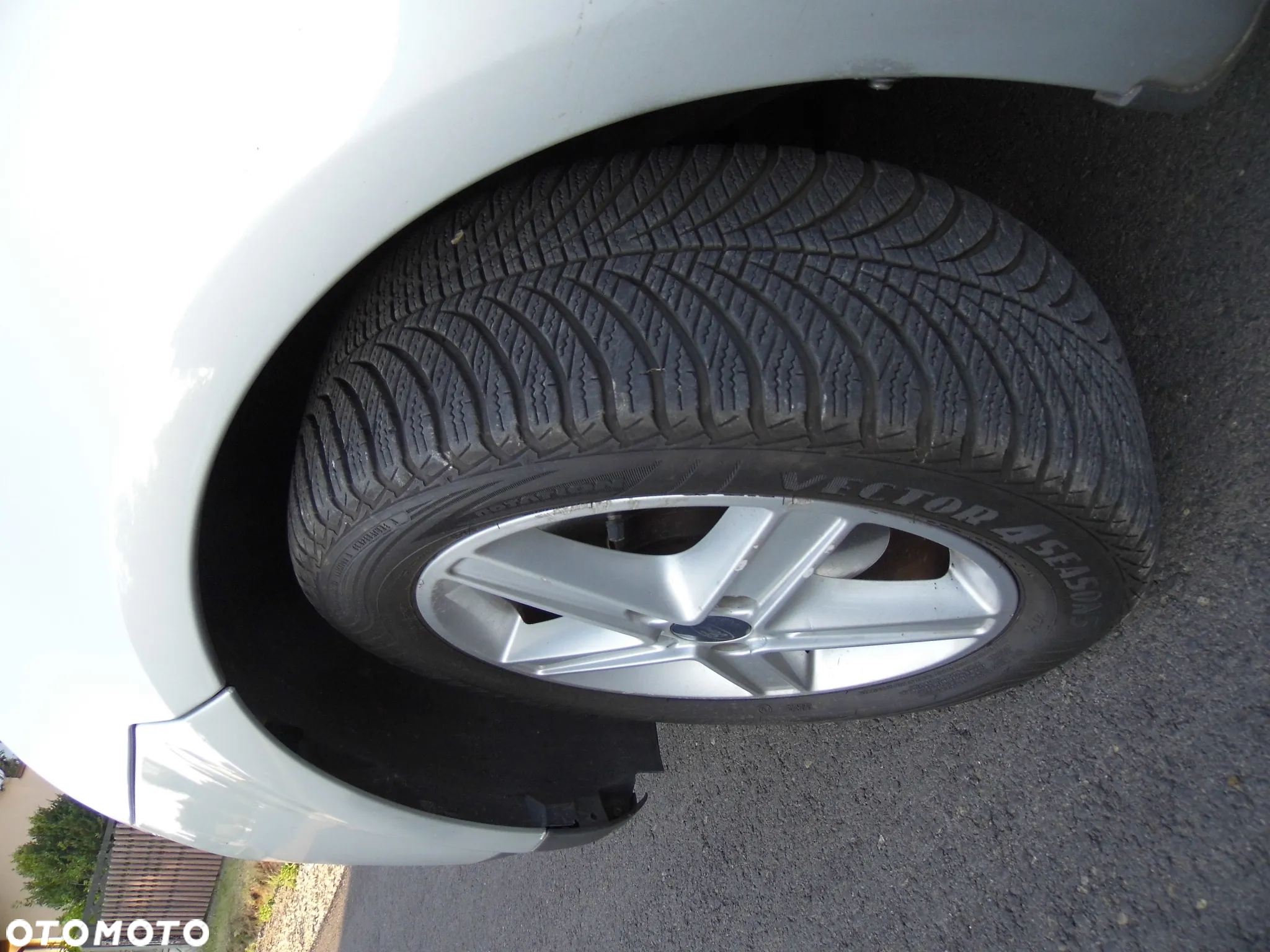 Ford Focus C-Max 1.8 Ghia CVT - 32