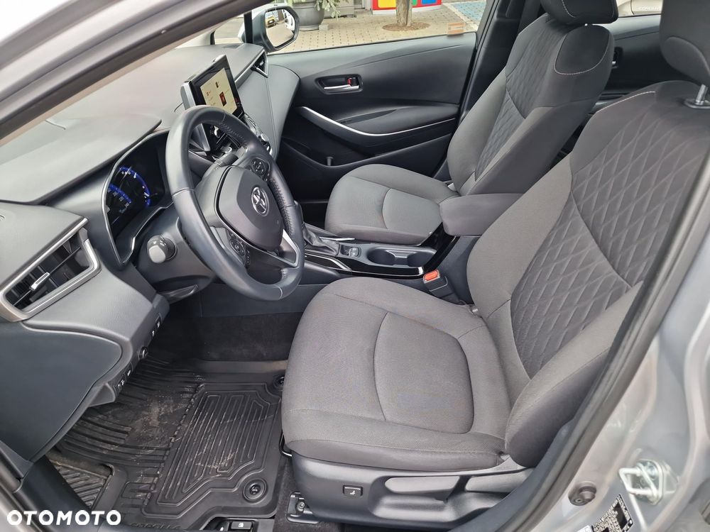 Toyota Corolla 1.8 Hybrid Comfort - 12