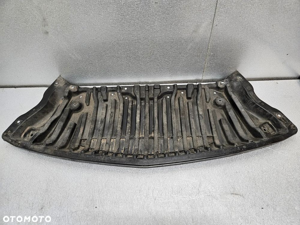 W212 płyta pod zderzak - 2