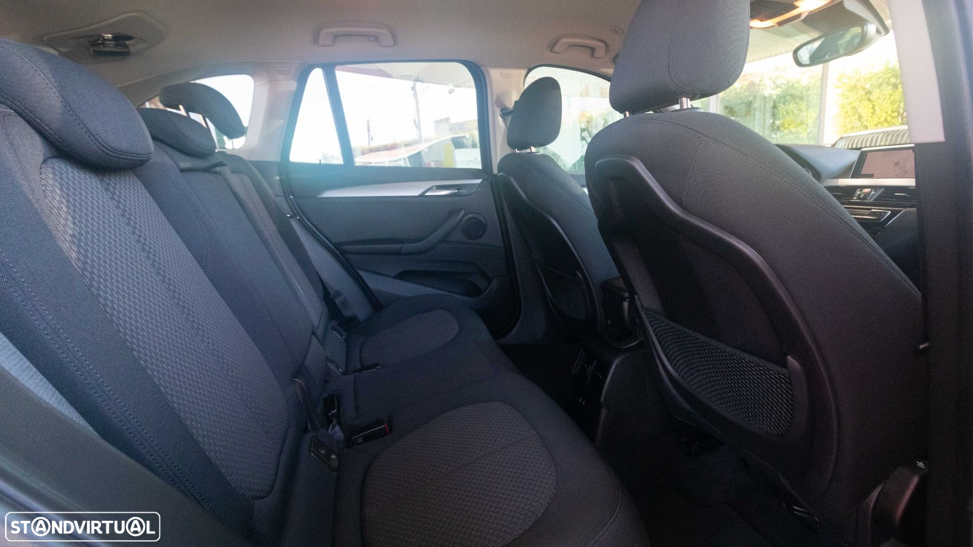 BMW X1 18 d sDrive Auto - 9