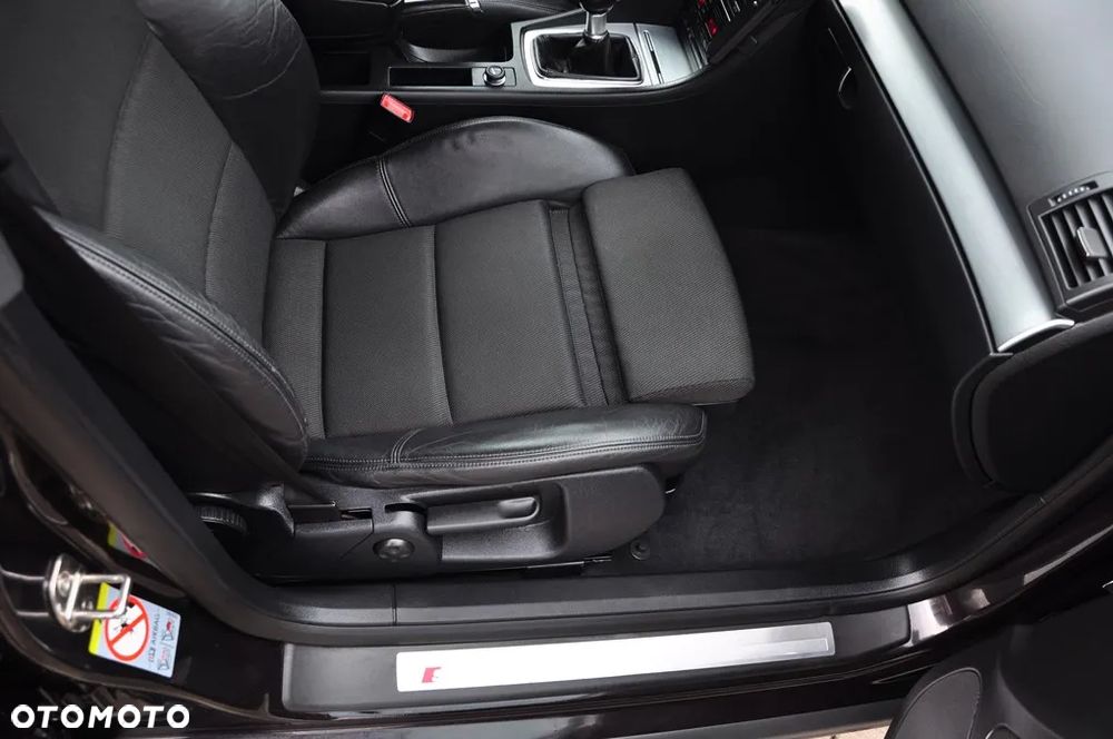 Audi A4 Avant 2.0 TDI DPF - 31